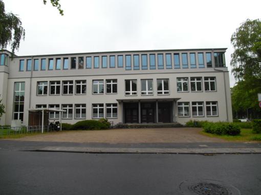 Lehrereingang 510x382