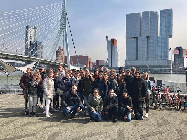 57004815 2271735452887533 6260156584744189952 n